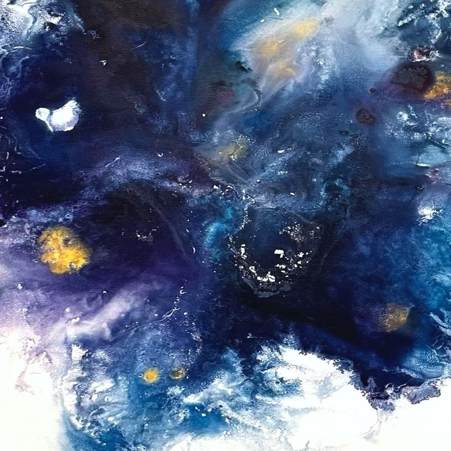 Hortensia Magic – Detailaufnahme der Blütenstruktur mit Blau-, Violett- und Goldtönen